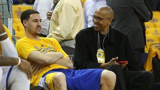 相隔一回合 相隔一回合